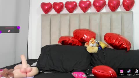 Snapshot of queen_antonella_oficial chatting on 02/03/25, 11:31 QUEEN ANTONELLA online show from 02/03/25, 11:31