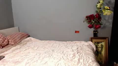 queen_ara21 online show from 03/26/26, 10:21