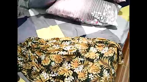 queen_ava05 online show from 10/21/25, 07:47