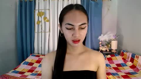 queen_danaya online show from 06/07/26, 11:08