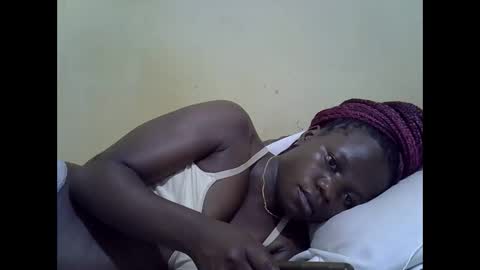 Snapshot of queen_darling3 chatting on 09/12/25, 07:47 Gentrix online show from 09/12/25, 07:47