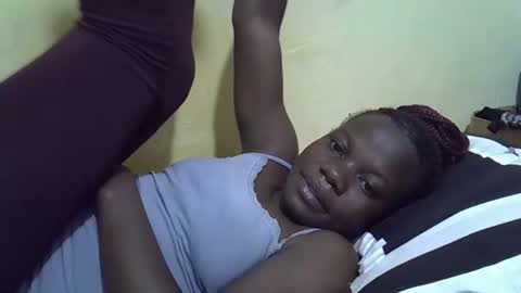 Snapshot of queen_darling3 chatting on 10/16/25, 07:15 Gentrix online show from 10/16/25, 07:15