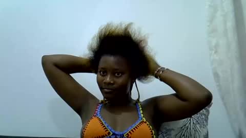 Snapshot of queen_diveer chatting on 09/25/25, 10:35 queen_diveer online show from 09/25/25, 10:35