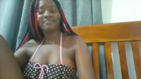 Snapshot of queen_diveer chatting on 10/14/25, 04:30 queen_diveer online show from 10/14/25, 04:30