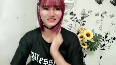 Snapshot of queen_elicktra chatting on 12/29/24, 09:39 JOY online show from 12/29/24, 09:39