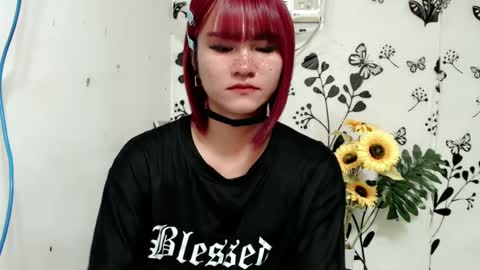 Snapshot of queen_elicktra chatting on 01/02/25, 04:56 JOY online show from 01/02/25, 04:56