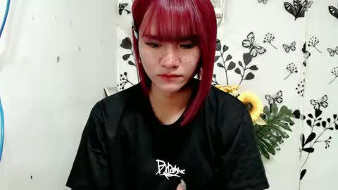 Snapshot of queen_elicktra chatting on 01/06/25, 02:58 JOY online show from 01/06/25, 02:58
