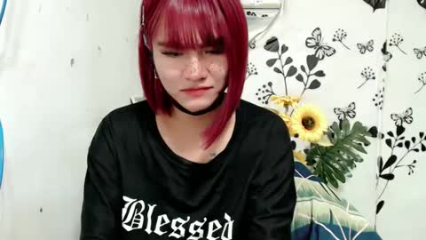Snapshot of queen_elicktra chatting on 01/06/25, 09:22 JOY online show from 01/06/25, 09:22