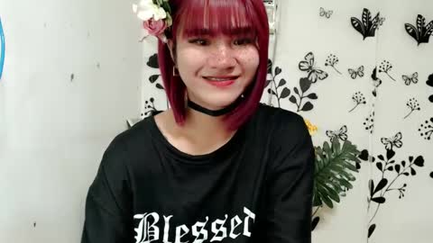 Snapshot of queen_elicktra chatting on 02/06/25, 03:31 JOY online show from 02/06/25, 03:31