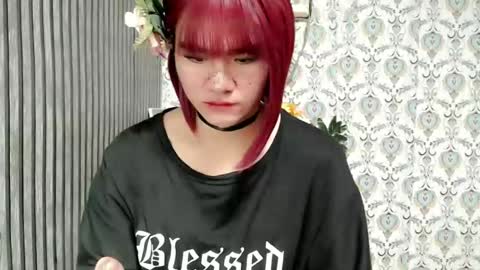 Snapshot of queen_elicktra chatting on 03/10/25, 02:26 JOY online show from 03/10/25, 02:26