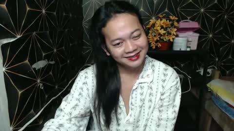 Snapshot of queen_ennah chatting on 12/02/24, 01:14 queen_ennah online show from 12/02/24, 01:14