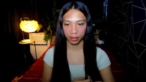 Snapshot of queen_gia chatting on 04/09/26, 06:41 queen_gia online show from 04/09/26, 06:41