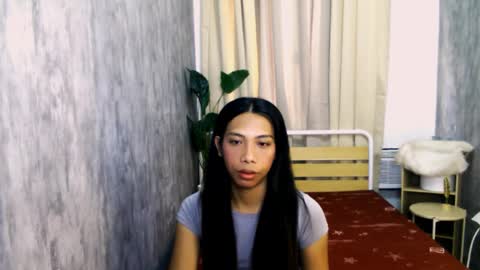 Snapshot of queen_gia chatting on 04/11/26, 12:59 queen_gia online show from 04/11/26, 12:59
