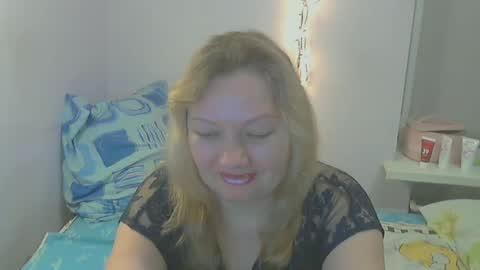 Snapshot of queen_jane8 chatting on 12/06/24, 07:45 queen_jane8 online show from 12/06/24, 07:45
