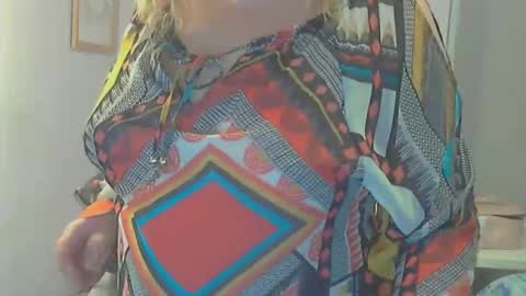Snapshot of queen_jane8 chatting on 12/16/24, 10:03 queen_jane8 online show from 12/16/24, 10:03
