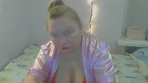 Snapshot of queen_jane8 chatting on 12/18/24, 07:41 queen_jane8 online show from 12/18/24, 07:41