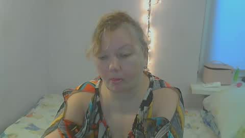 Snapshot of queen_jane8 chatting on 01/02/25, 10:48 queen_jane8 online show from 01/02/25, 10:48
