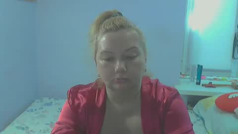 Snapshot of queen_jane8 chatting on 05/09/26, 12:10 queen_jane8 online show from 05/09/26, 12:10
