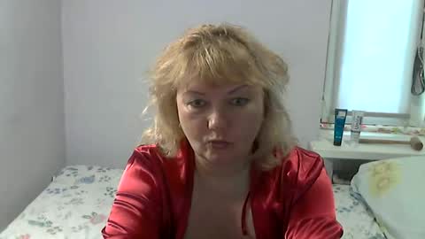Snapshot of queen_jane8 chatting on 05/13/26, 11:18 queen_jane8 online show from 05/13/26, 11:18