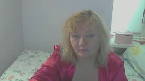 Snapshot of queen_jane8 chatting on 05/22/26, 11:49 queen_jane8 online show from 05/22/26, 11:49