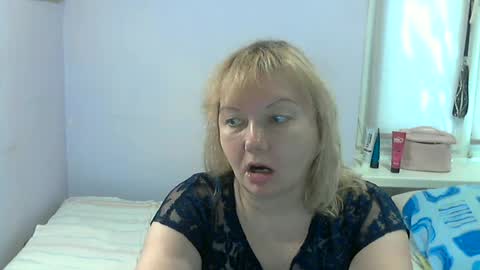 Snapshot of queen_jane8 chatting on 06/25/26, 08:52 queen_jane8 online show from 06/25/26, 08:52