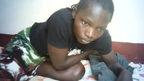 queen_joan online show from 02/02/25, 10:13