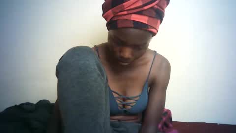 queen_joan online show from 02/04/25, 09:28