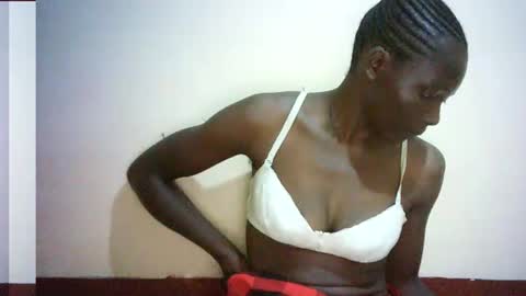 queen_joan online show from 02/10/25, 06:56