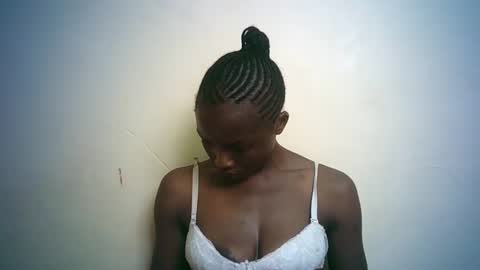 queen_joan online show from 02/11/25, 09:09