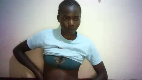 queen_joan online show from 02/16/25, 04:53