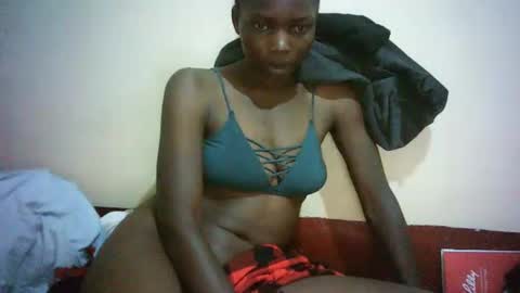 queen_joan online show from 02/16/25, 08:00