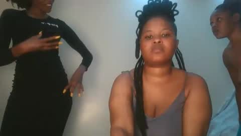 Queen kikih online show from 02/10/26, 02:32