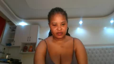 Queen kikih online show from 06/11/26, 06:11