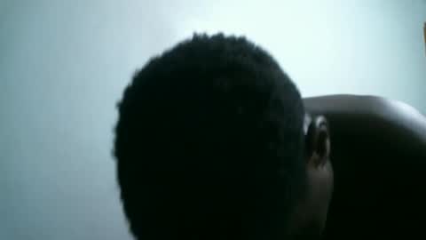 Queen online show from 10/08/25, 09:23