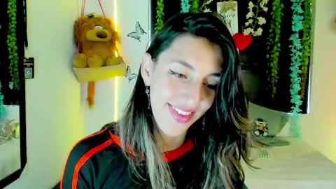 queen_natttyy online show from 03/12/26, 02:34