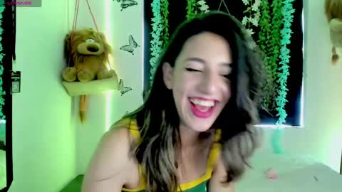 queen_natttyy online show from 04/22/26, 02:29