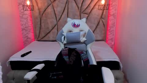   online show from 02/01/25, 11:54