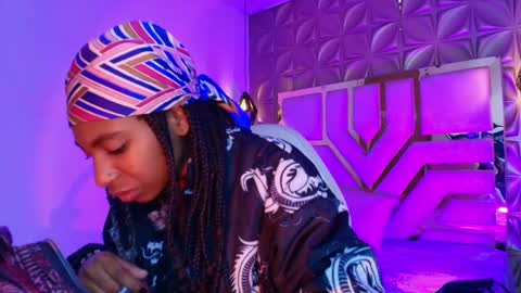   online show from 04/23/26, 12:15