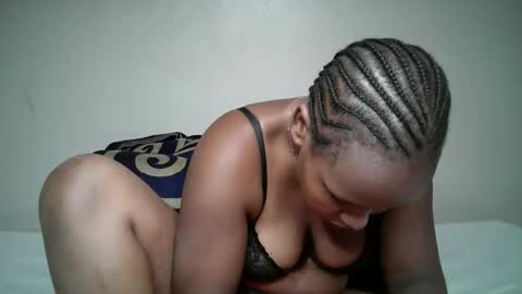 queen_pretty11 online show from 05/12/26, 10:07