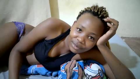 Snapshot of queen_slender chatting on 08/02/26, 11:52 queen_slender online show from 08/02/26, 11:52