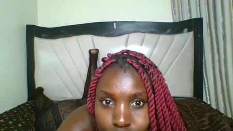 queen online show from 03/17/26, 10:02