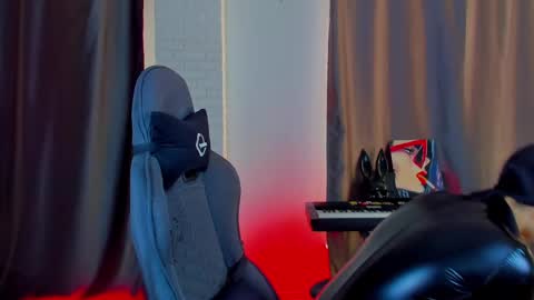 Your world and the universe Aliss online show from 02/19/25, 05:05