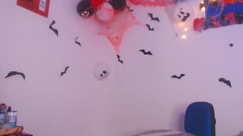 Ahlya  online show from 10/26/25, 01:22