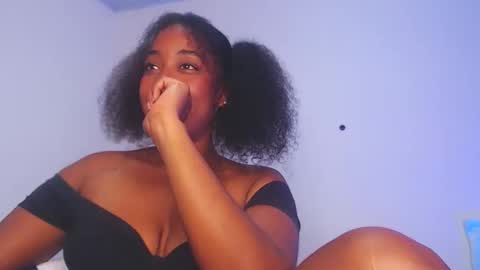 Ahlya  online show from 11/14/25, 12:53