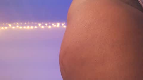 Ahlya  online show from 11/19/25, 01:27