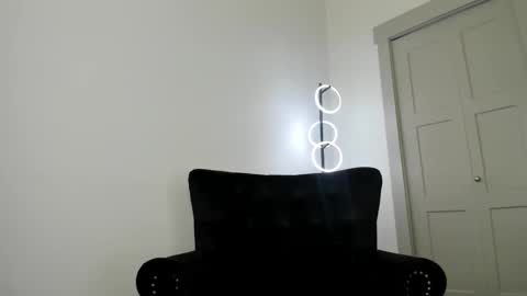 Queen Blaire online show from 10/21/25, 05:46