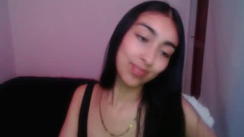 queenbyte_18 online show from 01/06/26, 12:25