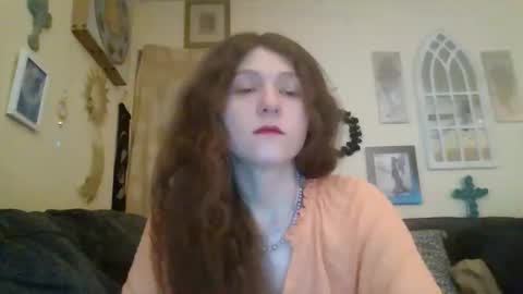 queencrimsonlvx online show from 04/24/26, 01:19