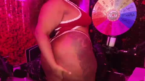 Queen Cherise Roze online show from 06/22/26, 01:30