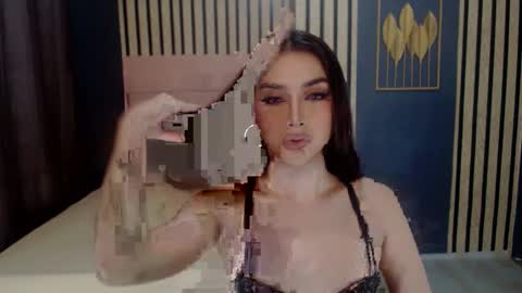 queenemeraldts online show from 01/13/25, 01:23